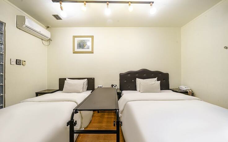 Imagen de la habitación del Hotel Yongin Valentine. Foto 17