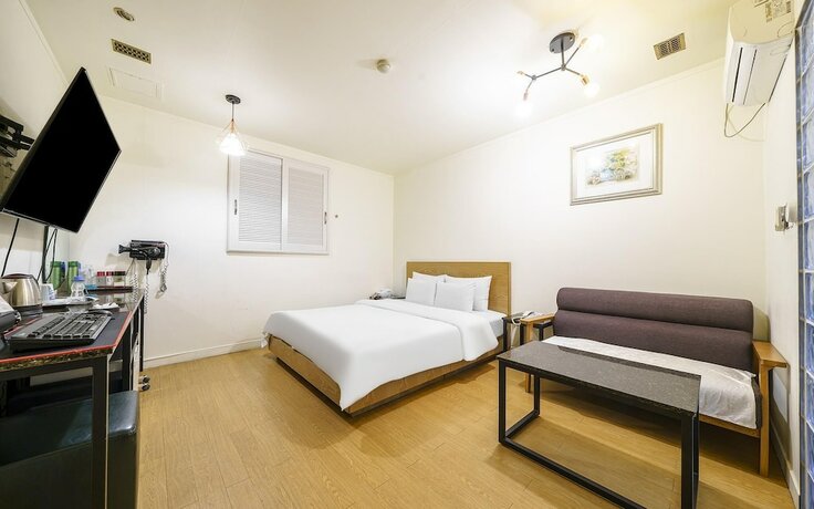 Imagen de la habitación del Hotel Yongin Valentine. Foto 18