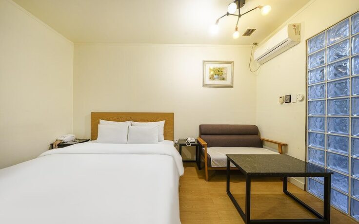 Imagen de la habitación del Hotel Yongin Valentine. Foto 19