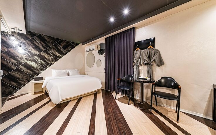 Imagen de la habitación del Hotel Yongin Yangji Sangria. Foto 16