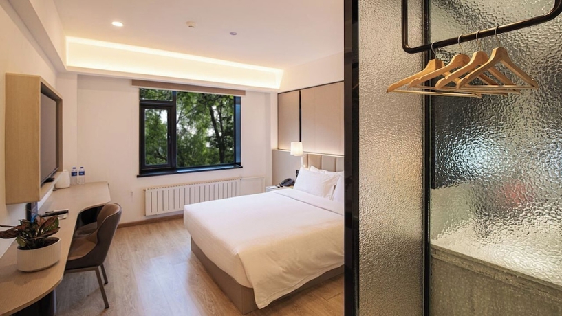 Imagen de la habitación del Hotel Yoo Beijing. Foto 3