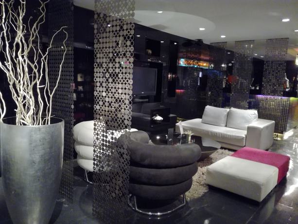 Imagen de los interiores del Hotel Yooma Urban Lodge. Foto 10