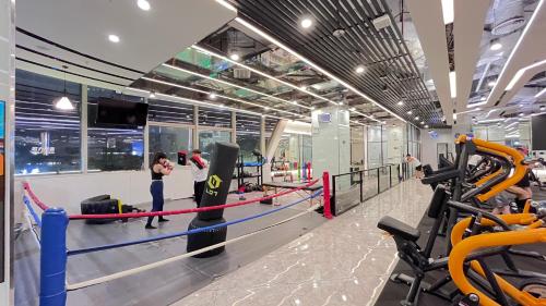 Imagen general del Hotel Yoomanjoo High City View - Shenzhenbei Railway Guanlan Avenue Xikeng. Foto 10