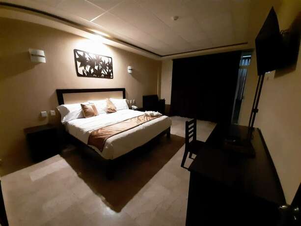 Imagen de la habitación del Hotel Yorio INN. Foto 19