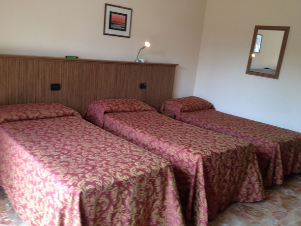 Imagen de la habitación del Hotel York, Cinisello Balsamo. Foto 4