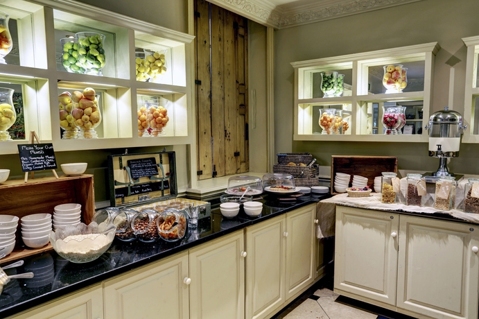 Imagen del bar/restaurante del Hotel York Pavilion , Sure Collection By Best Western. Foto 2