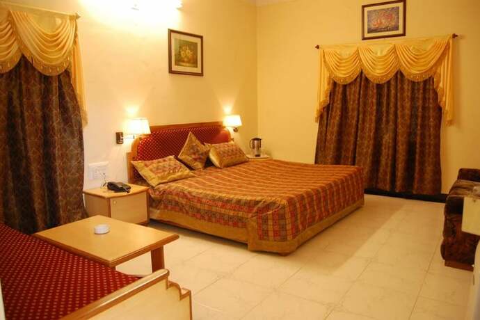 Imagen de la habitación del Hotel Yorkshire Inn, Abu Road. Foto 15