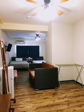 Imagen general del Hotel Yoron Tandy-house. Foto 7