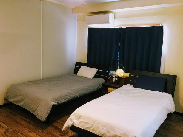 Imagen general del Hotel Yoron Tandy-house. Foto 11