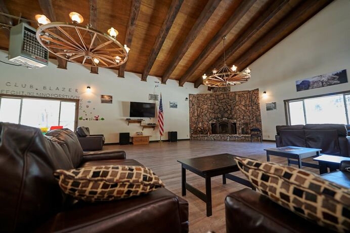 Imagen general del Hotel Yosemite Lakes RV Resort. Foto 1