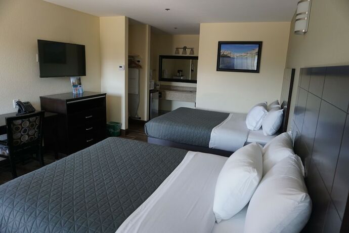 Imagen de la habitación del Hotel Yosemite Sierra Inn. Foto 20