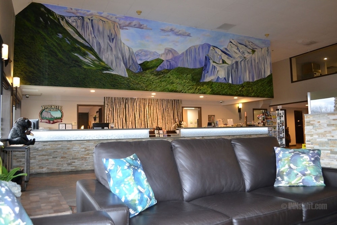 Imagen de los interiores del Hotel Yosemite Southgate and Suites. Foto 17