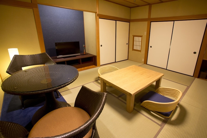 Imagen de la habitación del Hotel Yoshidaya Sannokaku. Foto 9