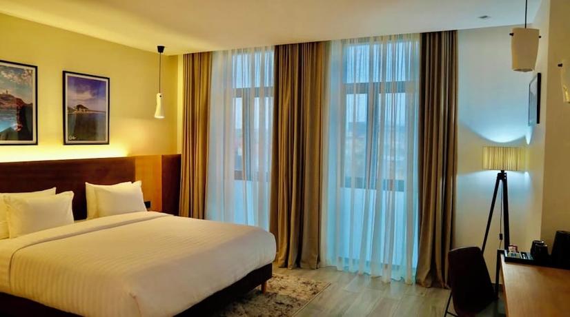 Imagen de la habitación del Hotel Yot Algiers. Foto 7