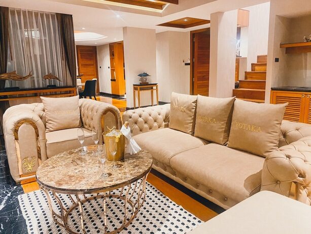 Imagen de la habitación del Hotel Yotaka Khanom, Hat Yai. Foto 15