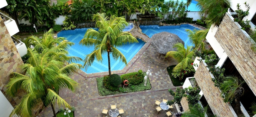 Imagen de la habitación del Hotel Yotau All Suites. Foto 12