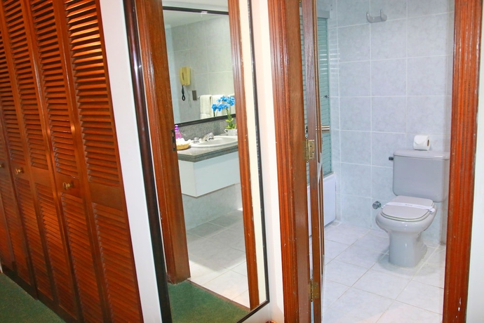 Imagen de la habitación del Hotel Yotau All Suites. Foto 14
