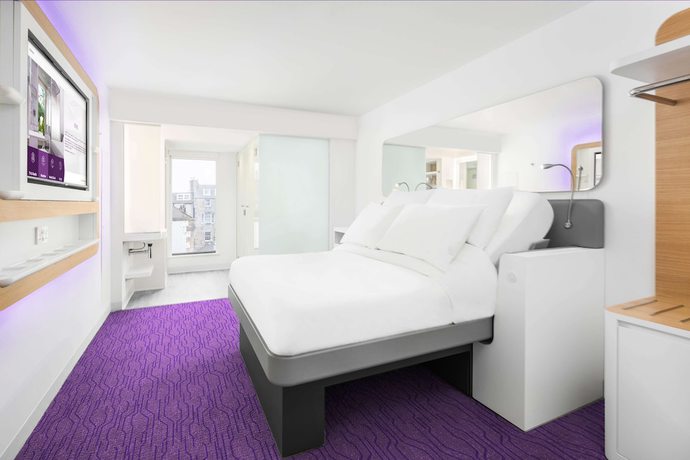 Imagen de la habitación del Hotel Yotel Edinburgh. Foto 12