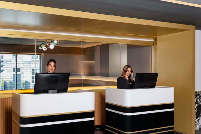 Imagen de los interiores del Hotel Yotel Edinburgh. Foto 19