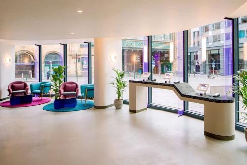 Imagen de los interiores del Hotel Yotel Glasgow. Foto 7
