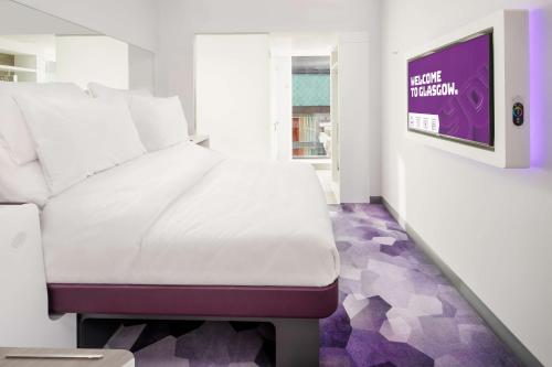 Imagen de la habitación del Hotel Yotel Glasgow. Foto 5