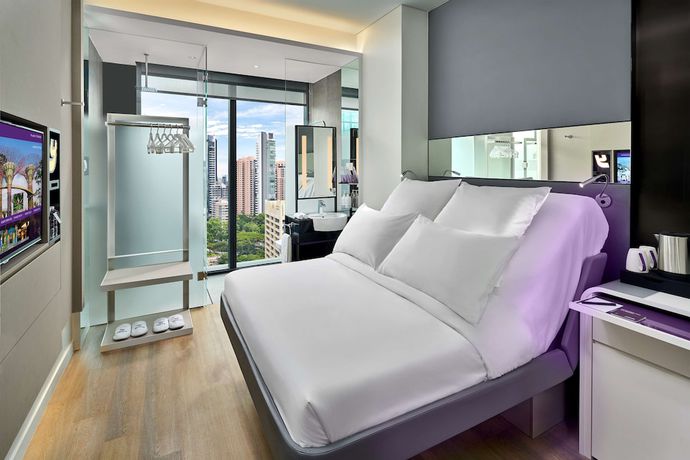 Imagen de la habitación del Hotel Yotel Singapore Orchard Road. Foto 6