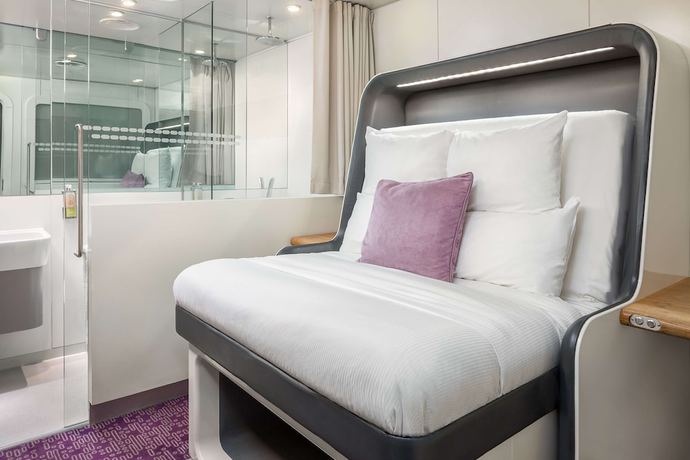 Imagen de la habitación del Hotel YotelAIR London Gatwick. Foto 16