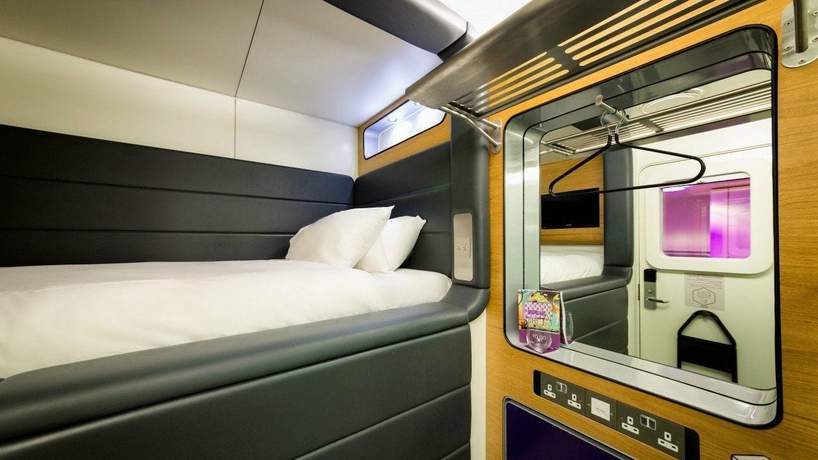 Imagen de la habitación del Hotel Yotelair Amsterdam Schiphol - Transit. Foto 12