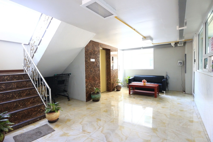 Imagen de los interiores del Hotel You House Residence. Foto 16