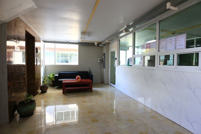 Imagen de los interiores del Hotel You House Residence. Foto 17