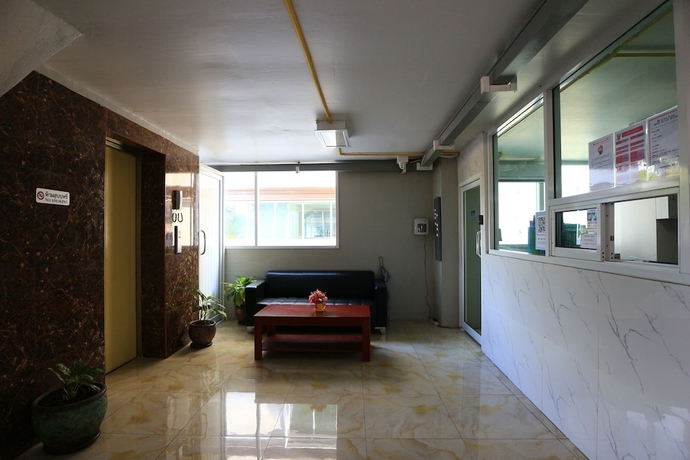 Imagen de los interiores del Hotel You House Residence. Foto 18