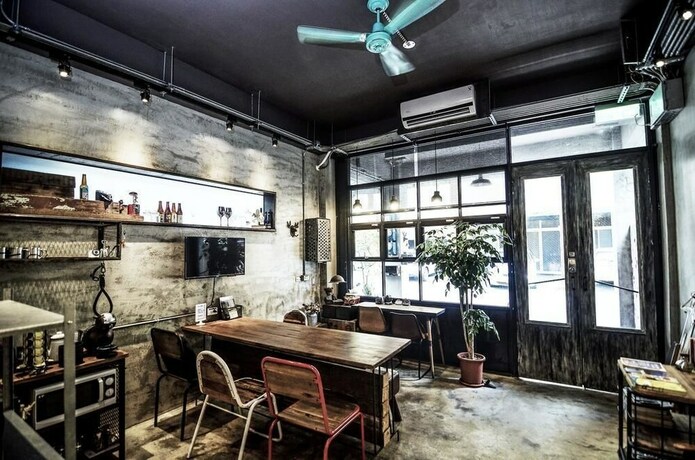 Imagen de los interiores del Hotel You Worth Inn. Foto 35