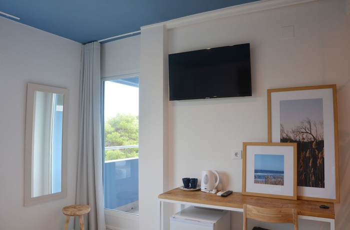 Imagen de la habitación del Hotel You and Co. Saler Beach Boutique. Foto 8