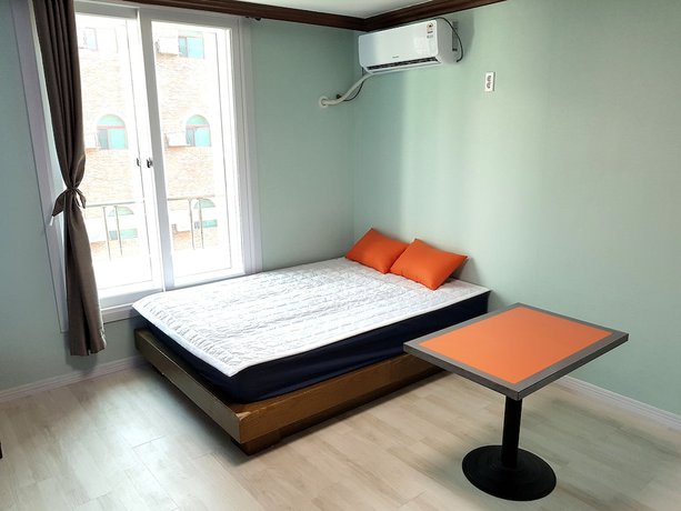 Imagen de la habitación del Hotel You and I Pension. Foto 12