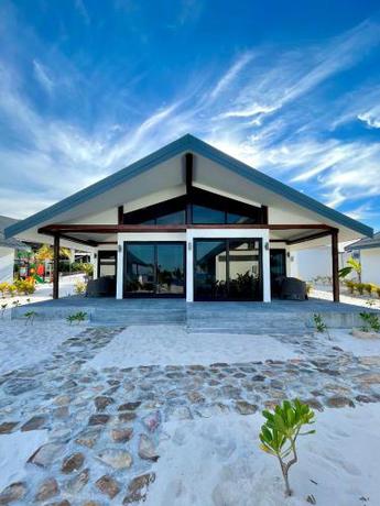 Imagen de la habitación del Hotel You&Me Resort. Foto 18