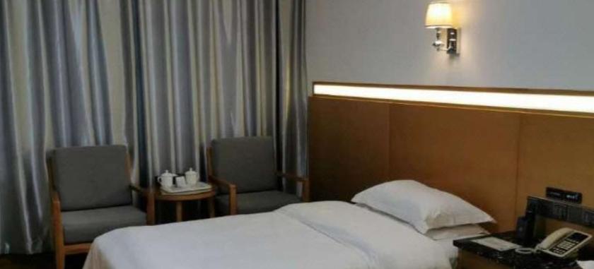 Imagen de la habitación del Hotel Youhao Hotel. Foto 7