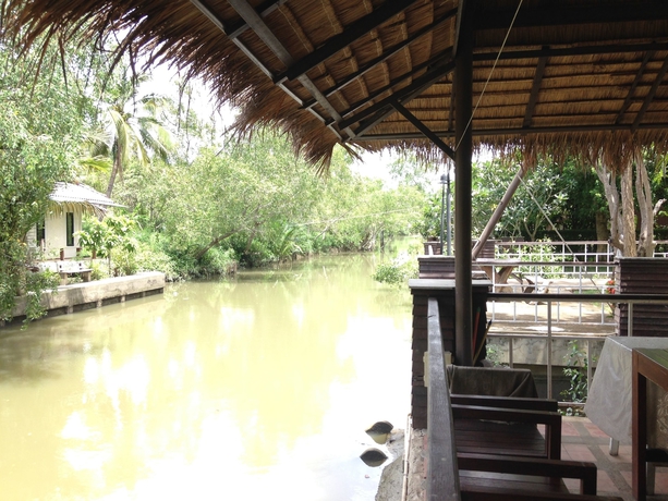 Imagen del bar/restaurante del Hotel Young Coconut Garden Home Resort. Foto 2