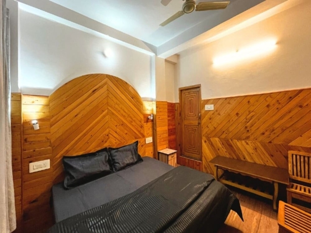 Imagen de la habitación del Hotel Young Monk Hostel Jibhi. Foto 11