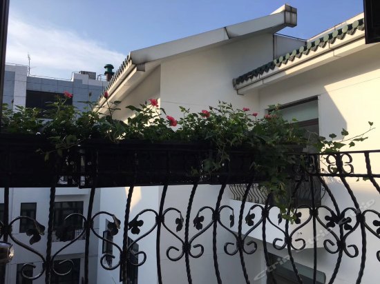 Imagen de los exteriores del Hotel Youngor Central. Foto 12