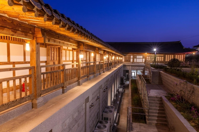 Imagen de la habitación del Hotel Youngsanjae Hanok. Foto 13
