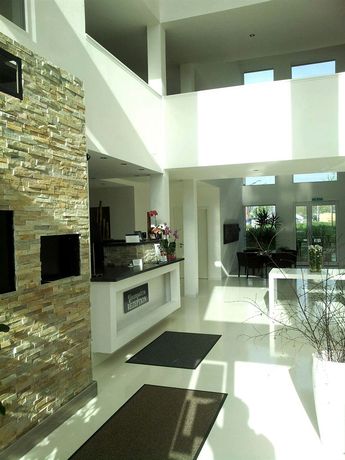Imagen de los interiores del Hotel Youngstar. Foto 14