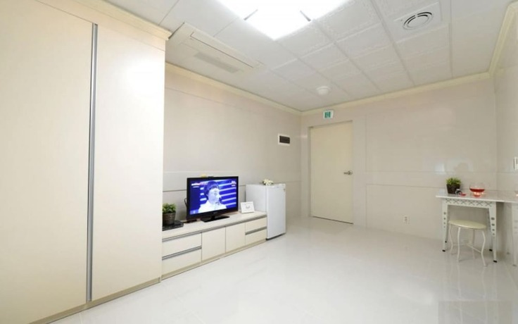 Imagen de la habitación del Hotel Youngwol Gimsatgat Hyugeso Pension. Foto 17