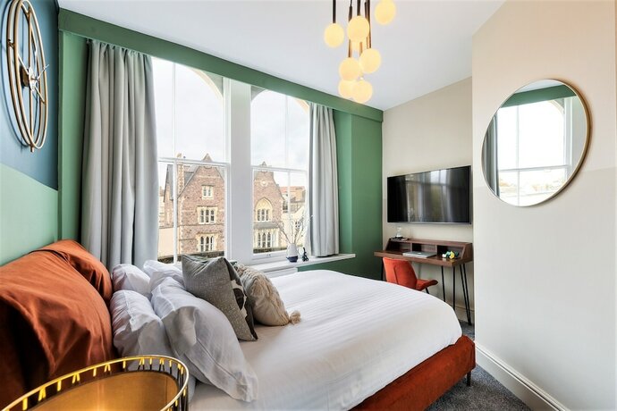 Imagen general del Hotel Your Apartment Clifton House. Foto 5