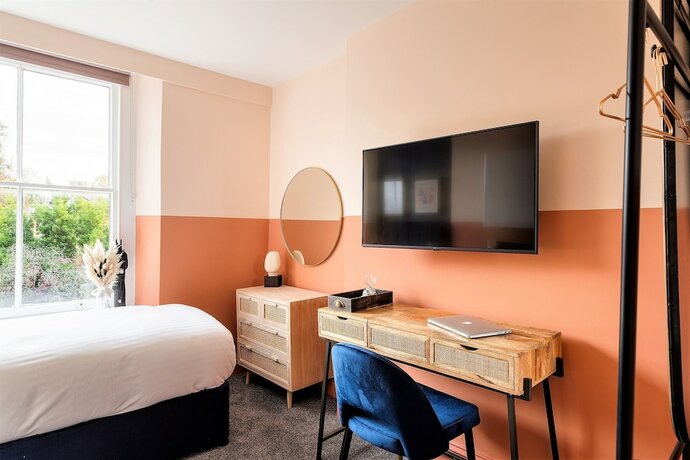 Imagen general del Hotel Your Apartment Clifton House. Foto 6