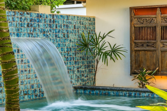 Imagen de la piscina del Hotel Your Luxury Escape - Amala Villa. Foto 16