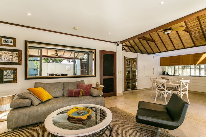 Imagen de los interiores del Hotel Your Luxury Escape - Amala Villa. Foto 13