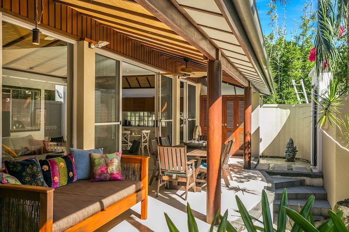 Imagen de los exteriores del Hotel Your Luxury Escape - Amala Villa. Foto 12
