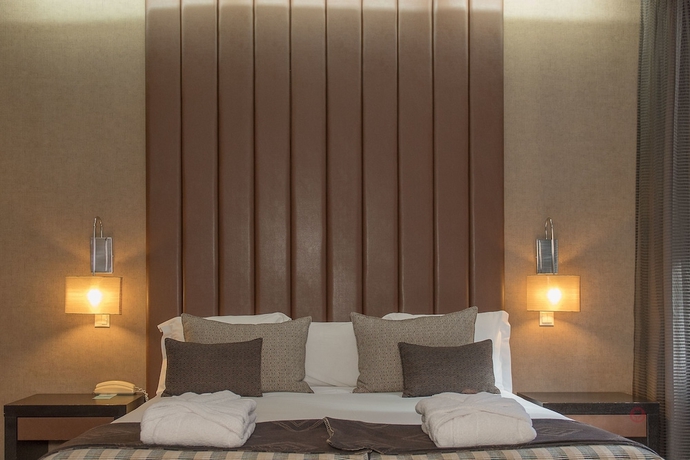 Imagen de la habitación del Hotel Your and Spa Alcobaça. Foto 5