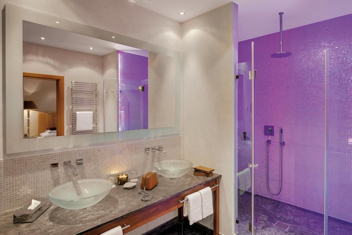 Imagen de la habitación del Hotel Yours Truly. Foto 8