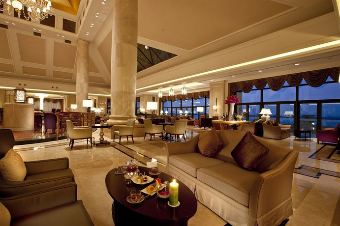 Imagen de los interiores del Hotel Yourworld International Conference Center. Foto 11